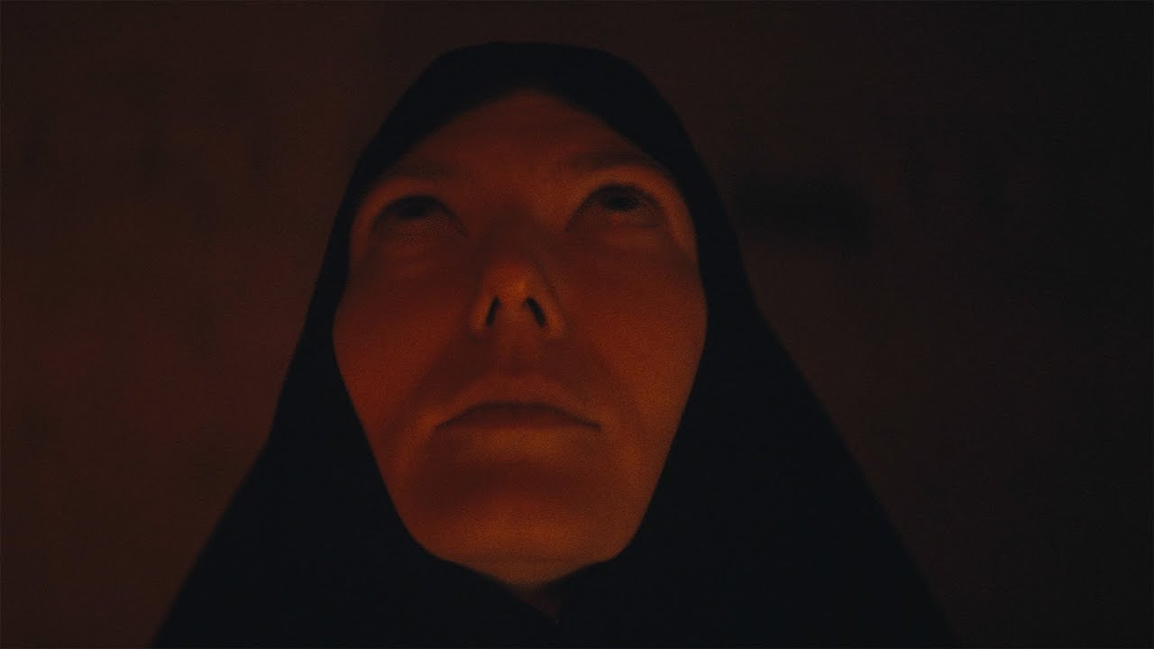 Pari Eskandari - Chador [False Idols]