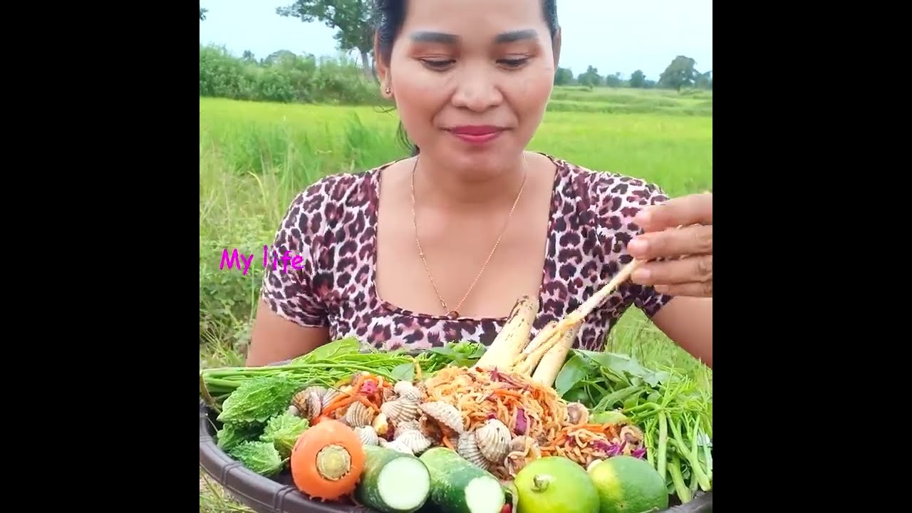 Wow... Spicy Food - Today Cooking & Eating Squid With Papaya Very Hot Delicious
