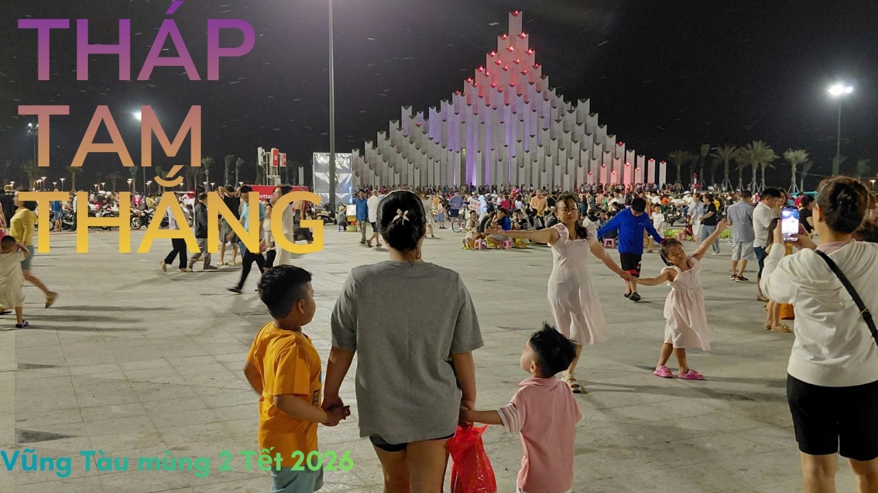 Duy Anh và Nhật Anh đi dạo đêm Vũng Tàu mùng 2 Tết 2026