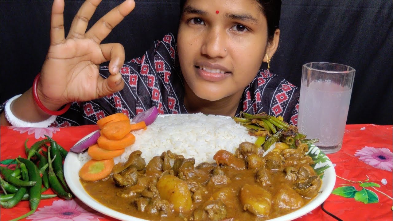 Eating show spicy chicken liver curry and rice spicy Chilli green salad pyaj kuli fry