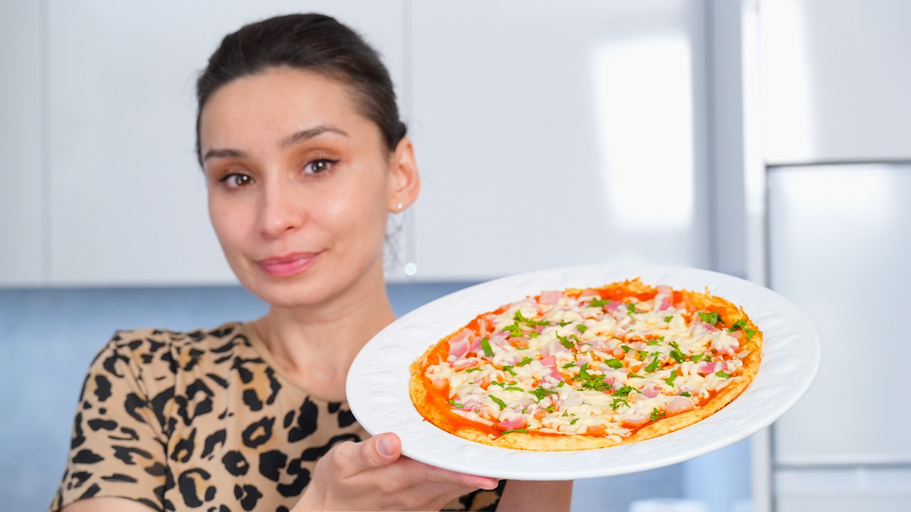 ЧТО НА УЖИН: вкуснейшая ПИЦЦА из картошки на сковороде! Очень простой и быстрый рецепт на ужин