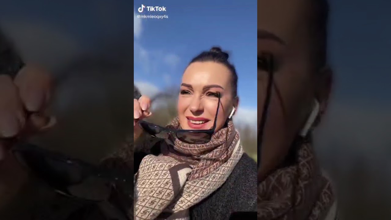 Marzenka...słowa Piotr Rozum Wokal /Muzyka ,Suno.AI