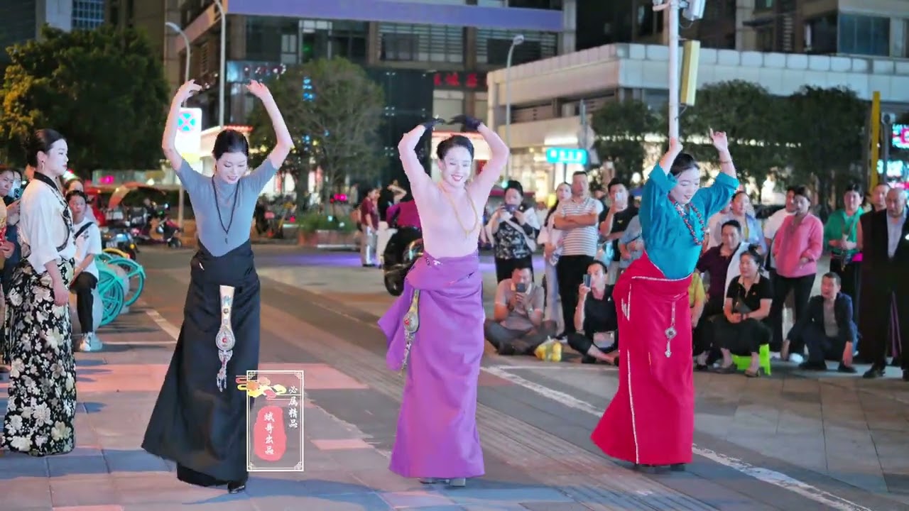 Fantasitic Tibetan Dance: 7 Tibetan Girls Perform 'Loga Bacho' 优秀锅庄舞：7位藏族姑娘表演《罗嘉巴卓》