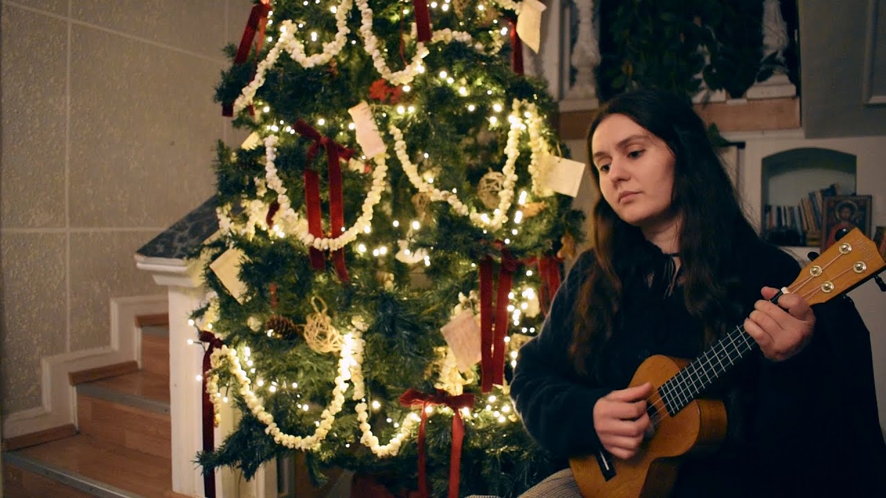 Trei sferturi în cer (de Adrian Păunescu, Mădălina Amon) - Poliana Raisa