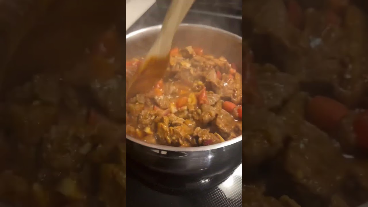 Ethiopian food ጥብስ ወጥ