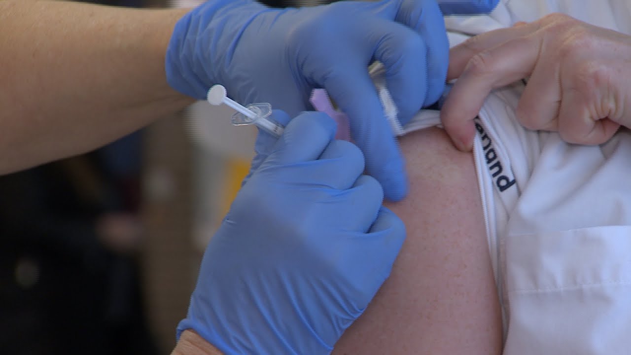 Eerste vaccins toegediend tegen corona