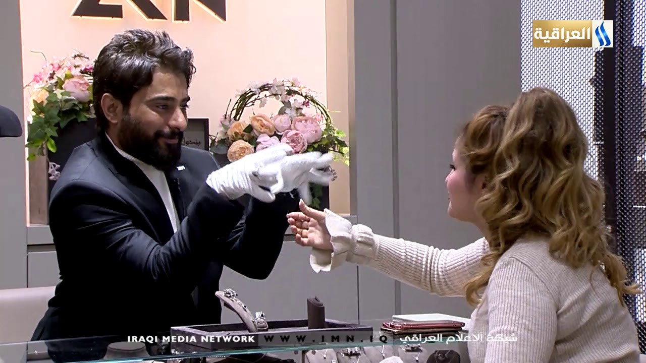 استراحة العراقية | سولاف مسيطرة على رجلها وتريد تشتري الماس من رزاق