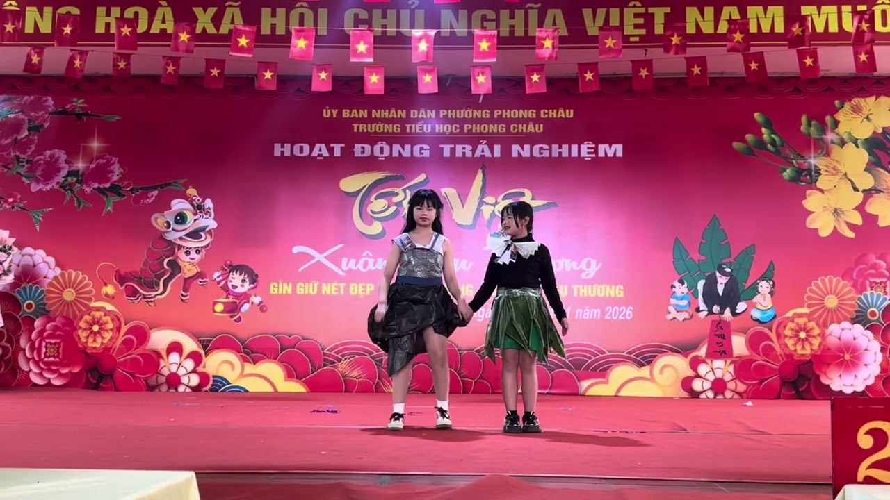 Trình diễn thời trang lớp 5A