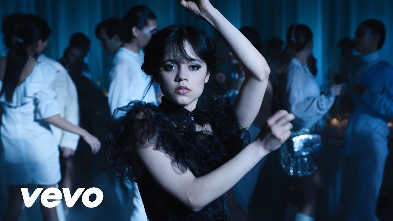 Leav3l8ke - Bloody Mary | Wednesday Addams [Dance Scene]