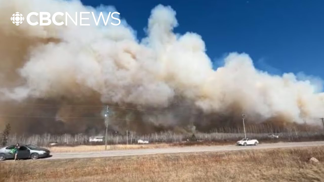 Homes destroyed as large grass fire burns in Manitoba's Peguis First Nation