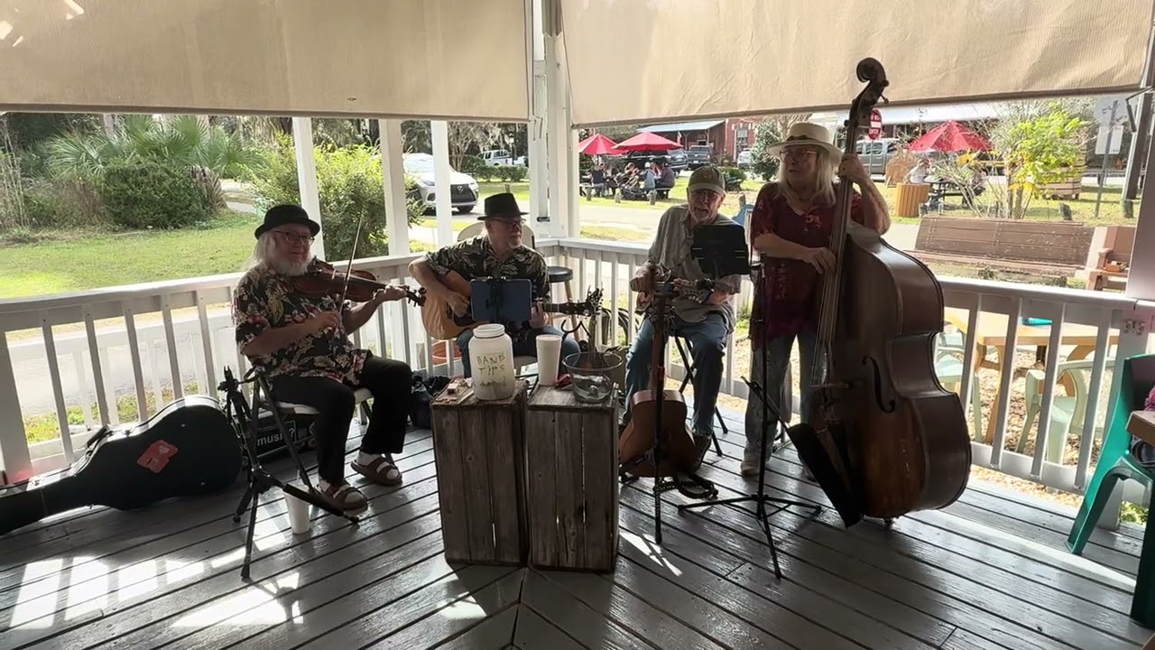 Beautiful Bluegrass Music in Micanopy, Florida 