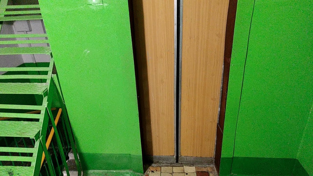 Soviet Elevator! Лифт (Спитак-1974 г.в); V=0,71 м/с; г/п 320 кг (Советская 33 п.5; Новочебоксарск)