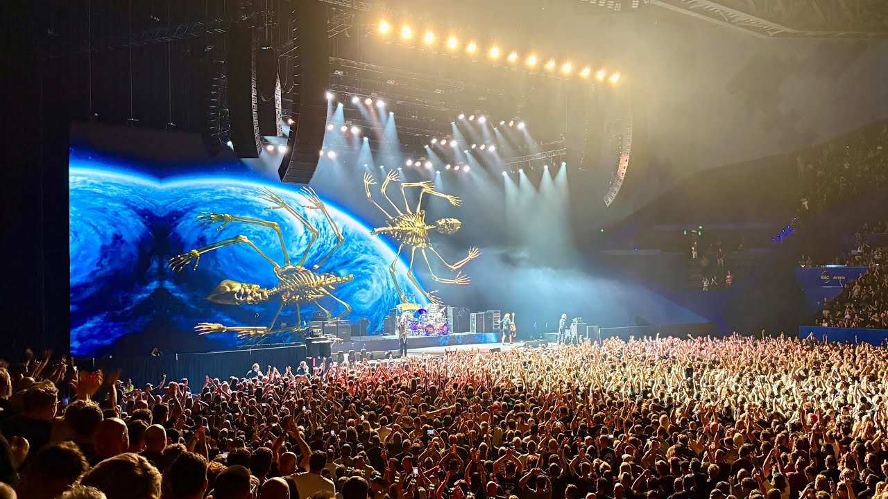 TOOL - Vicarious (live) @ RAC Arena, Perth Australia on 2 December 2025. #tool #concert #perth