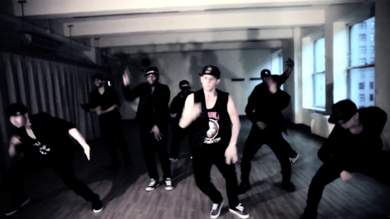 movements by Shar presents: CHARLO