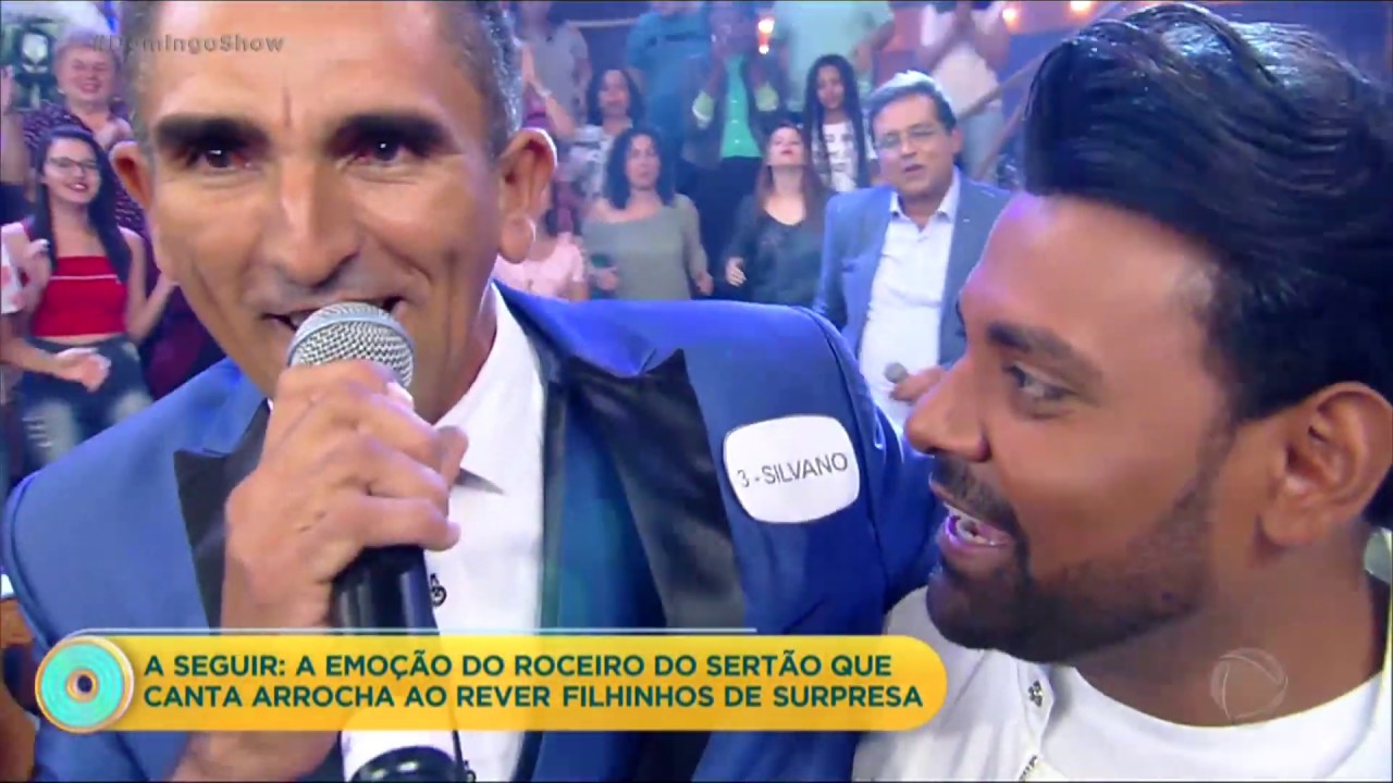 Roceiro se emociona ao encontrar o cantor Pablo no palco