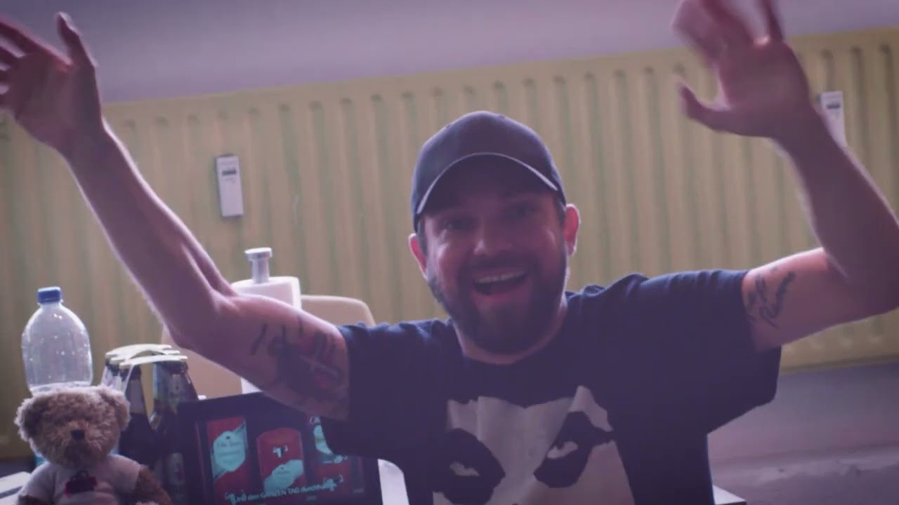 Feuer und Flamme (offizielles Musikvideo)