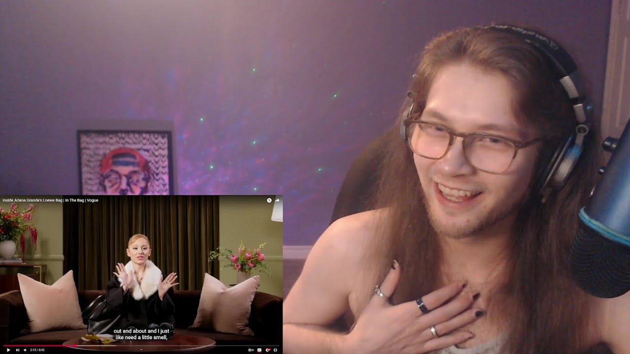 Внутри сумки Арианы Гранде в Vogue | ПЕРВАЯ РЕАКЦИЯ