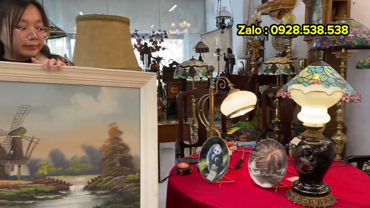 Phiên xả hàng số 8 Ông Tây Đánh chuông - đèn bàn đẹp - Lenzkirch Thuỵ sĩ hiếm - odo 30/8/8 zin bản 