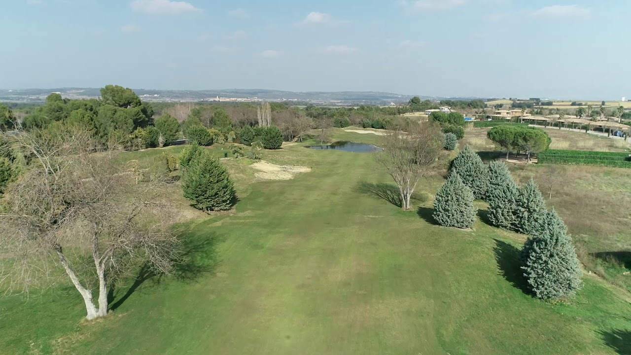 Trou 6 Torremirona Golf  Video aérienne  Hoyo 6 video aereos