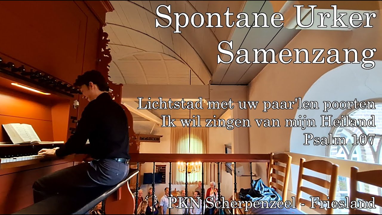 Spontane Urker Samenzang: Lichtstad, Ik wil zingen van mijn Heiland, Psalm 107  | Jan Dirk Pesman