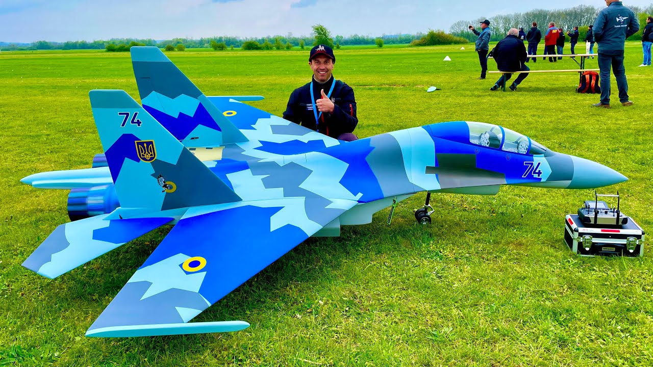 Fantastic Flight with a Huge RC Vector Suchoi SU-30 Turbine Jet | Jonathan Bossion