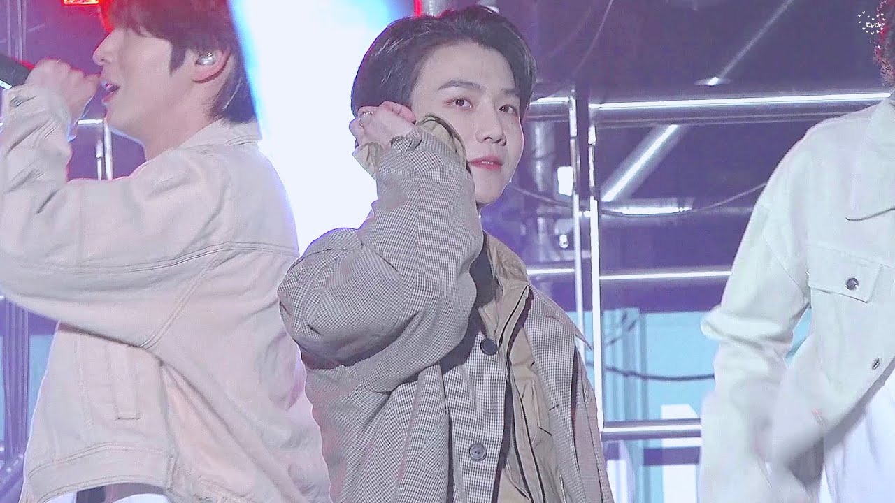 221011 하나 대전사랑 케이팝 콘서트｜펜타곤 진호 (PENTAGON JINHO) 도망가자 직캠🍂🎶