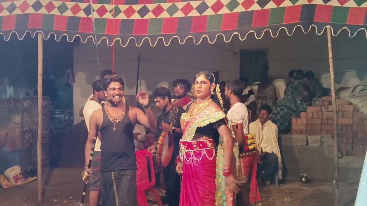 ఎరుకుల సేడి ని రాజమేడాలకి తీసుకువెళ్తున్న దాసికంతాలు Like. Share. Subscribe 👍💐💐💐