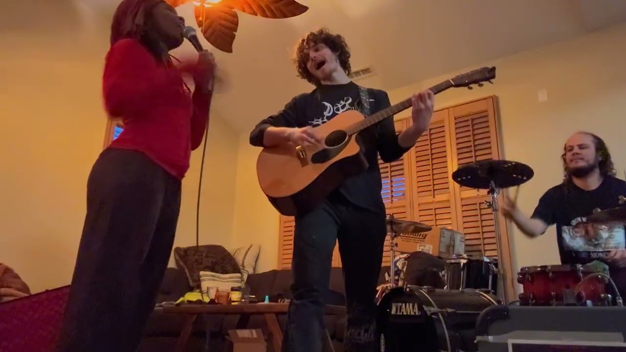 Elvis - Devil in Disguise - cover by LIPS💋❤️‍🔥🎶 #blues #elvis #rock #indie #jam #woodstock 