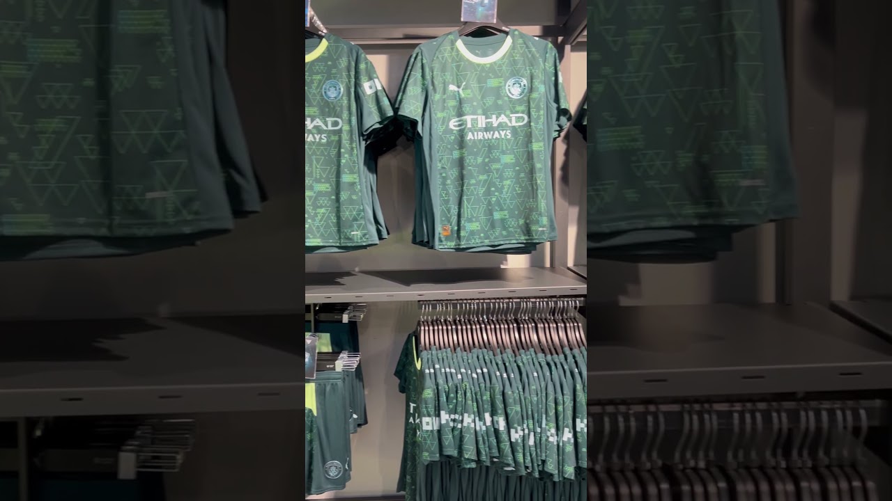 Nowy zestaw sportowy EA Sports marki Man City