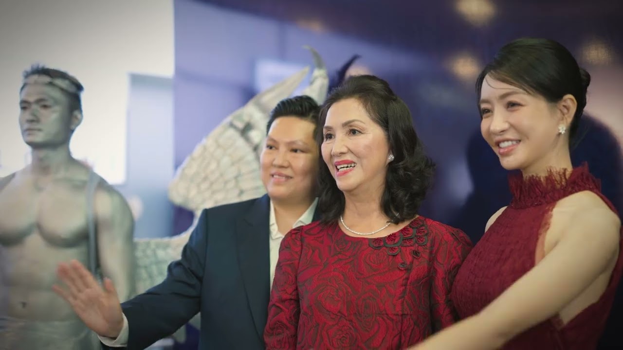 VLUXE - Huyền Thoại Cất Cánh