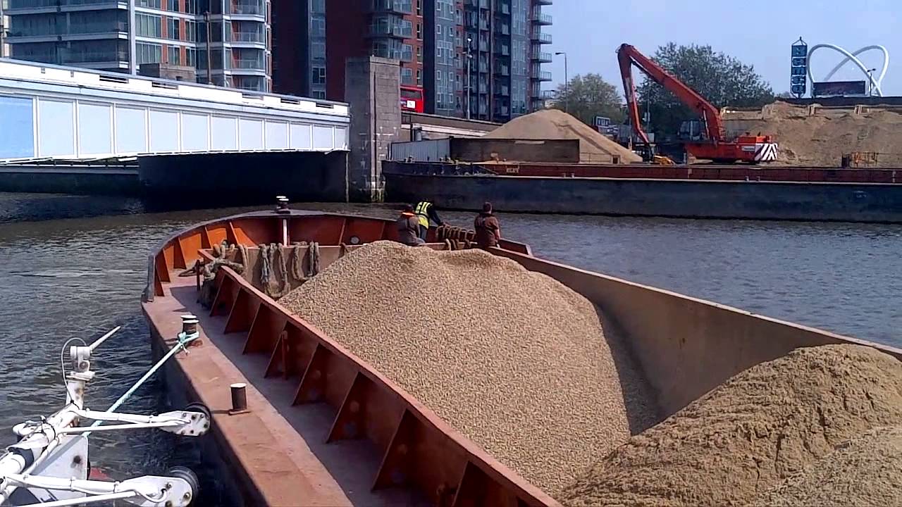 thames tug gps