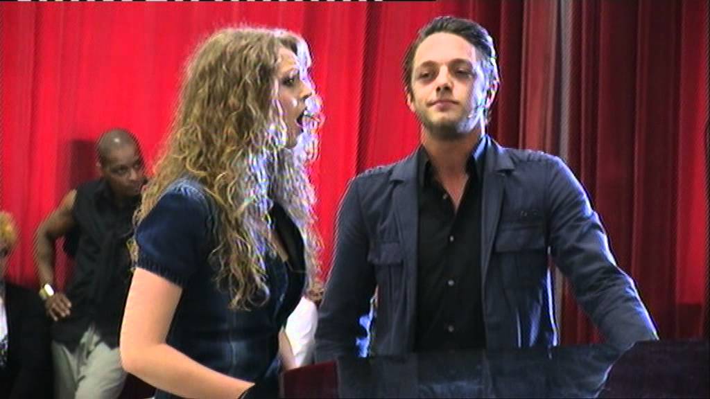 Optredens tijdens de persbijeenkomst voor de musical The Little Mermaid