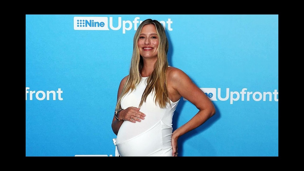 Today Show reporter Renee Bargh shows off her burgeoning baby bump on the Nine Upfronts red carpet a