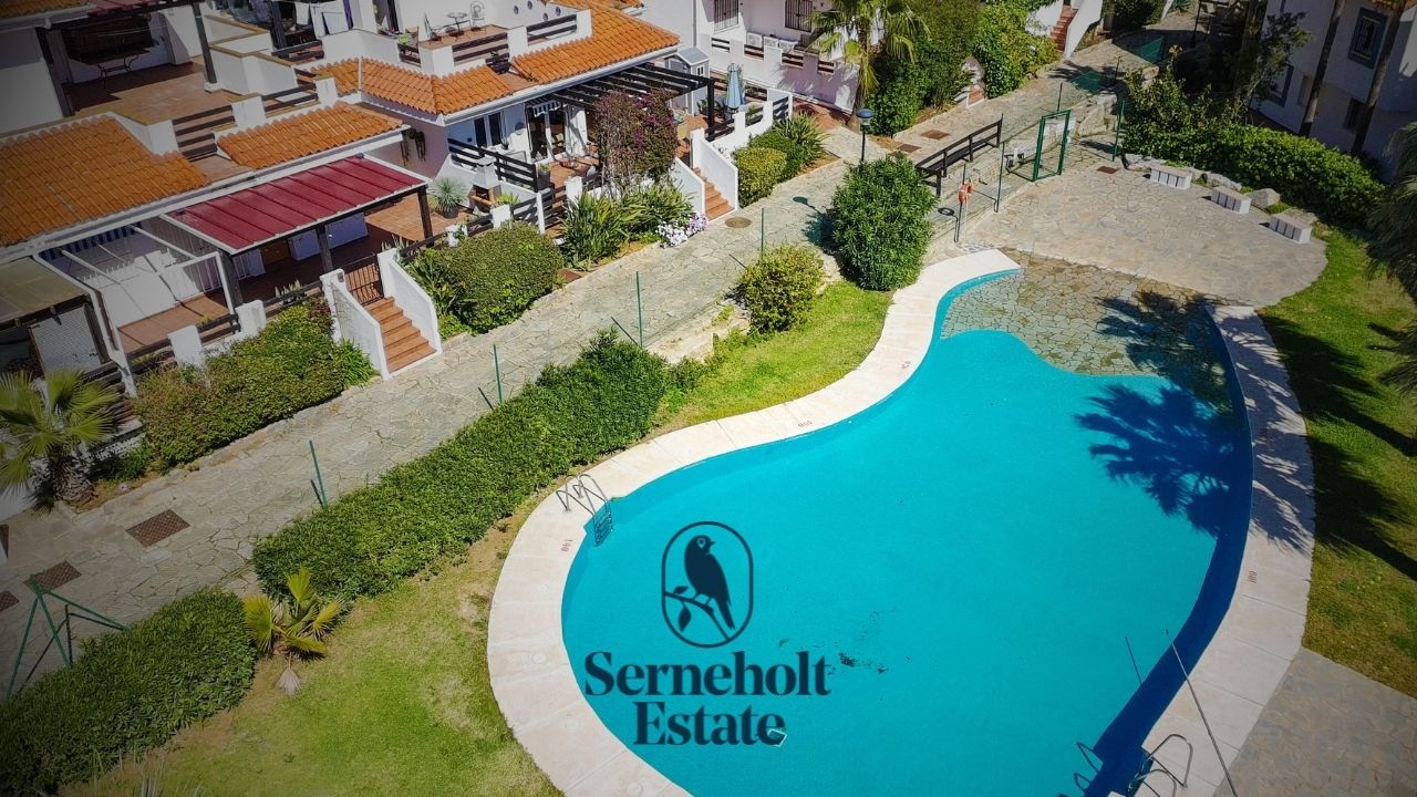 Ground Floor Apartment with Large Terrace Next to the Pool in Vistalmar Norte, Manilva