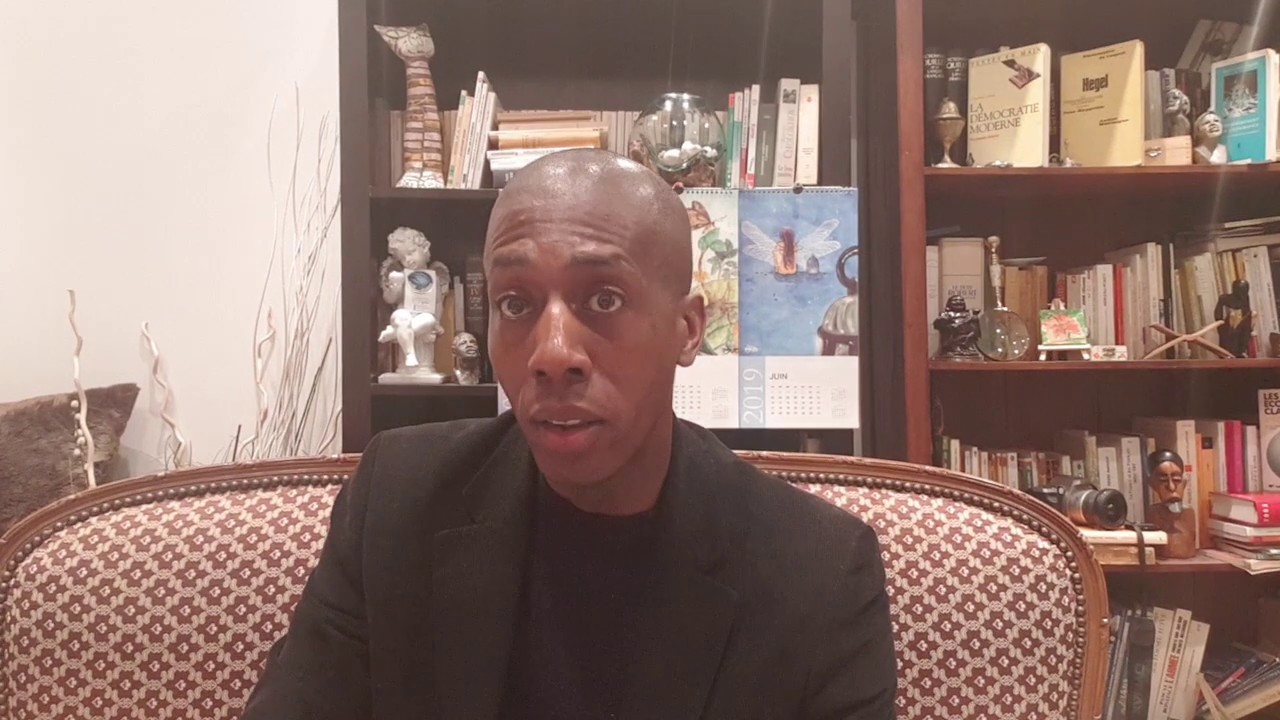 La notion de L&eacute;gitimit&eacute; dans la modernit&eacute; de nos soci&eacute;t&eacute;s . L&rsquo; &oelig;il du philosophe