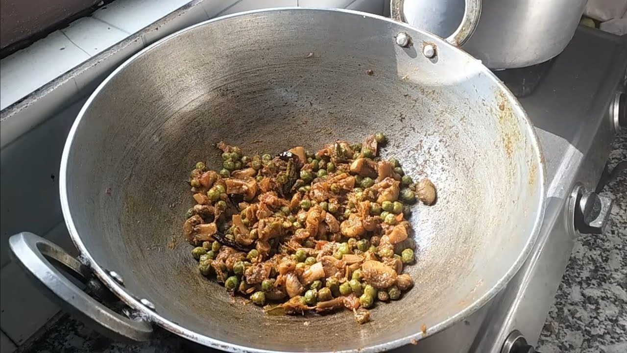 Matar mushroom recipe 