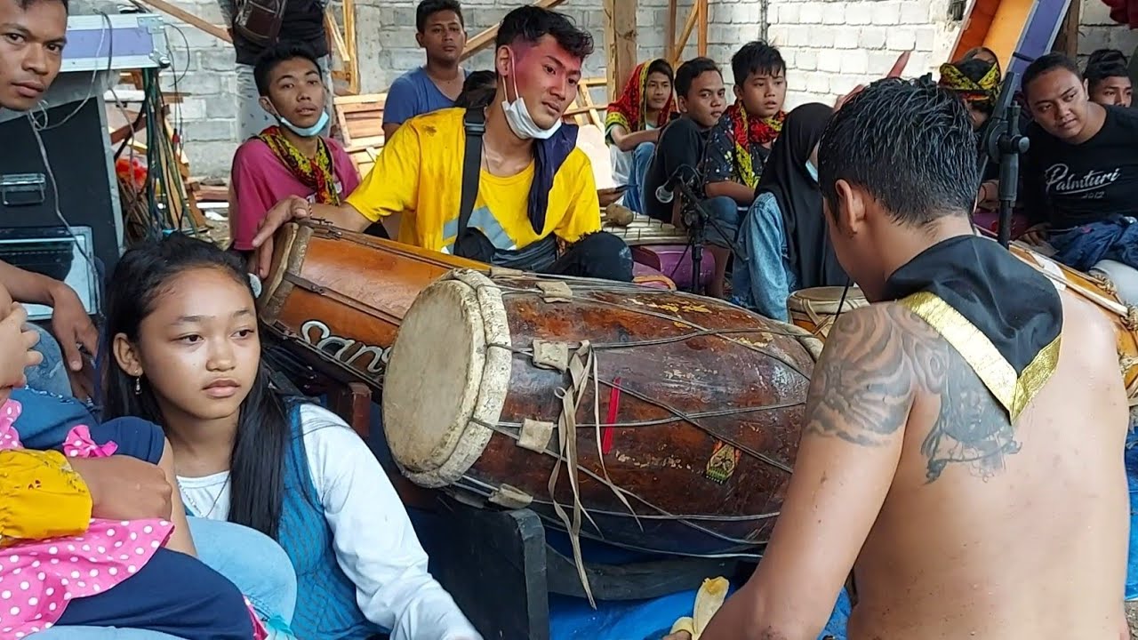 srampat tansah lewong versi MAS BONDAN PERMADI dan BAYU KENDANG PONOROGO jaranan PUTRO BENOWO