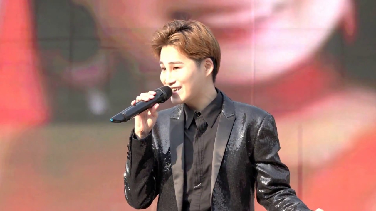 미스터트롯 김희재  반갑습니다 (원곡 서지오) 성인가요대행진 대한가수협회 인천지회 중동구분회