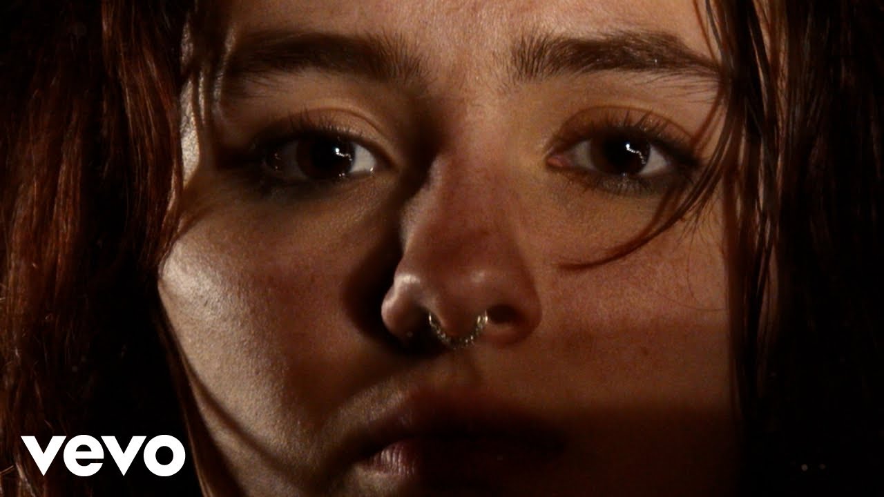 Valencia Grace - Skin (Official Visualiser)