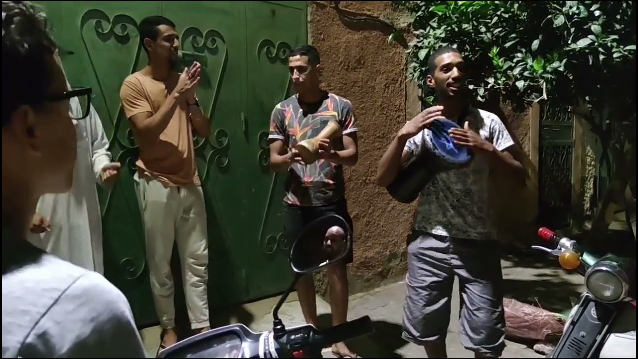 T9iTi9at أجواء يوم العيد بعد الاضحية بمراكش