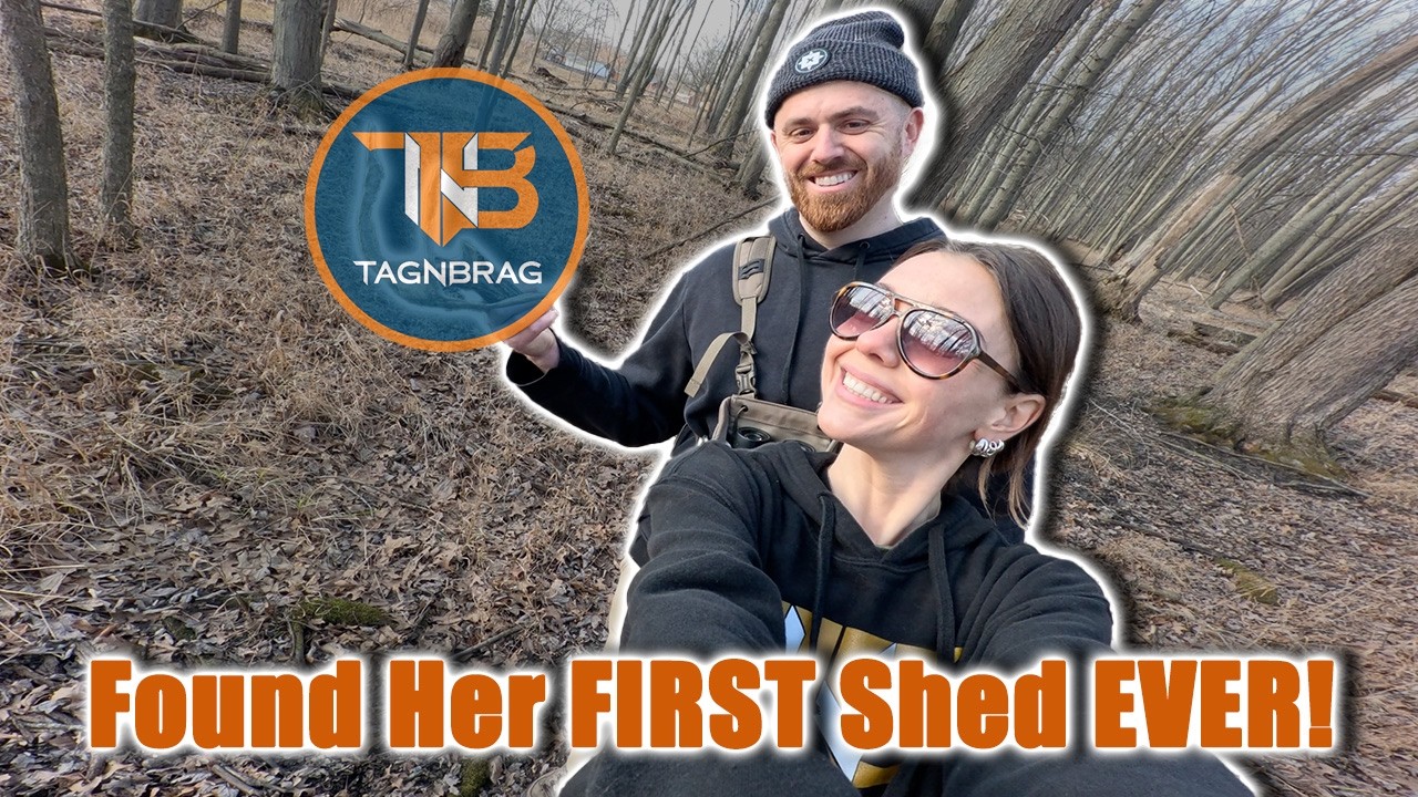 Она нашла свои первые в жизни сброшенные рога!!