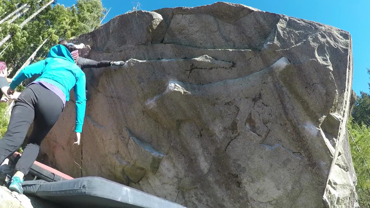 Equinox V10 | Gold Bar Bouldering (Upper Gold Bar, Clearcut)