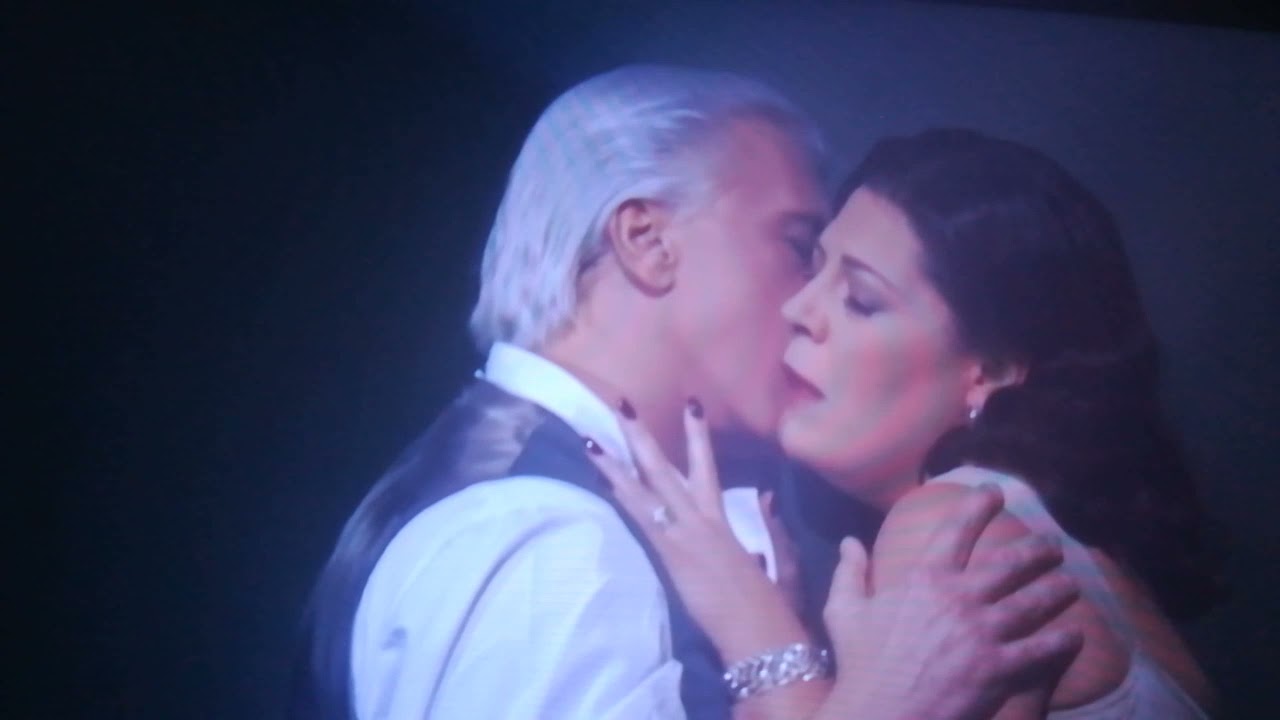 Um ballo in maschera duet.