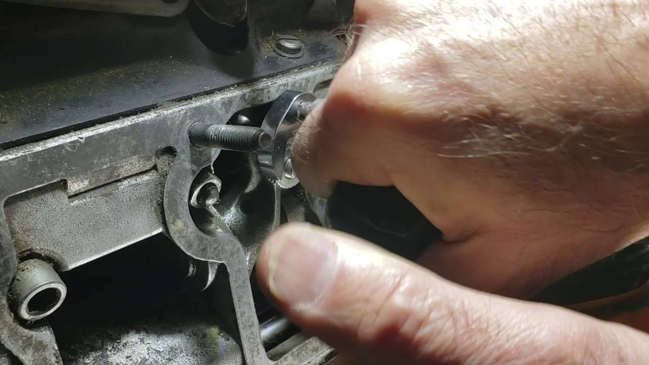 SNAPGAP.US Valve Adjustment on 911