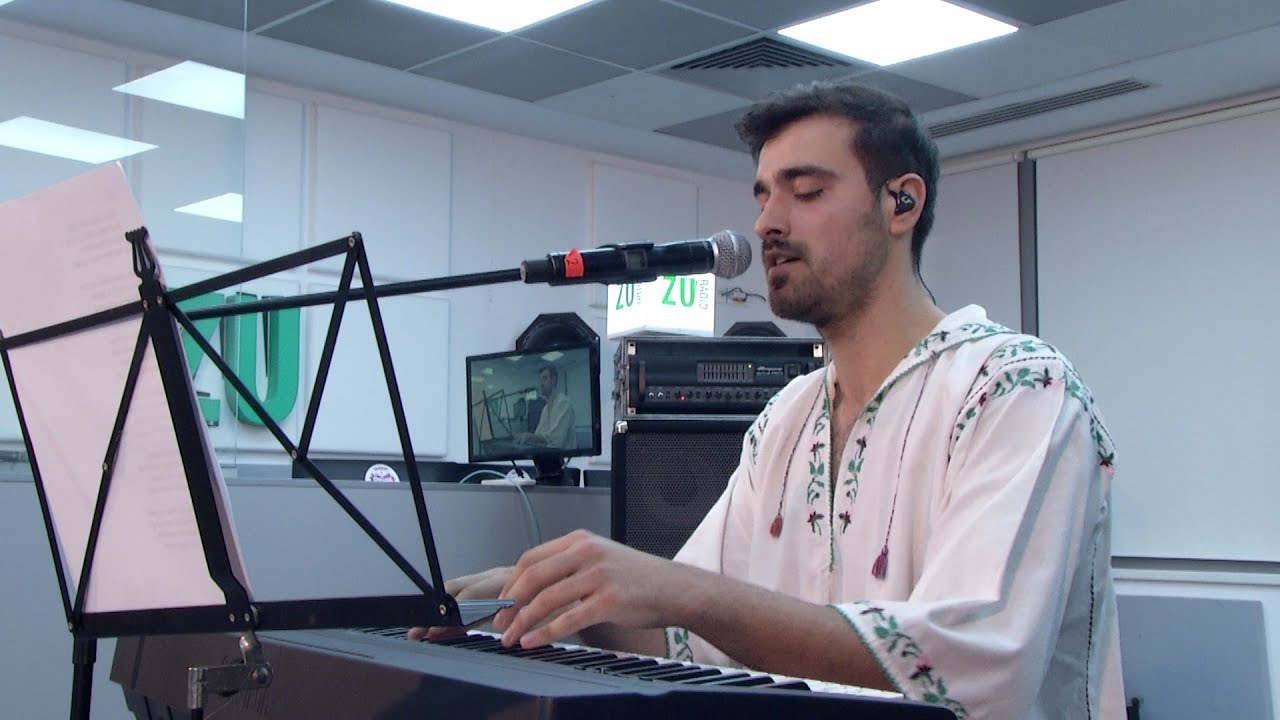 Liviu Teodorescu - Acolo este țara mea (Tudor Gheorghe) (Live la Marea Unire ZU)
