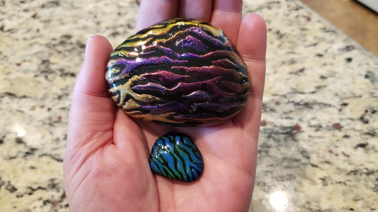 Raised Ridge Zebra Texture Worry Stone Rock Art Using Nail Foil Glue