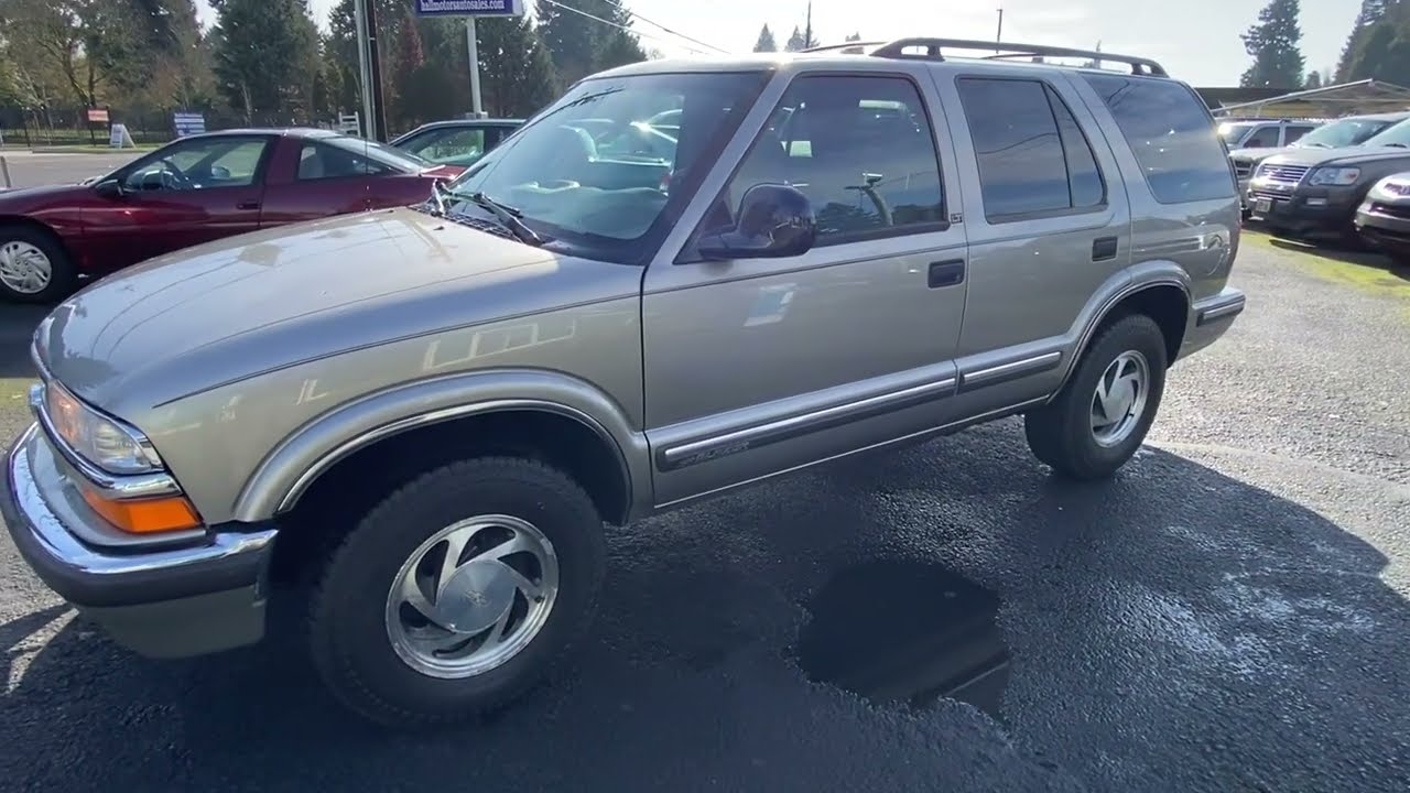 1998 Chevrolet S10 Blazer LT 4x4 98,000 miles (For Sale)@hallmotorsllc5155 