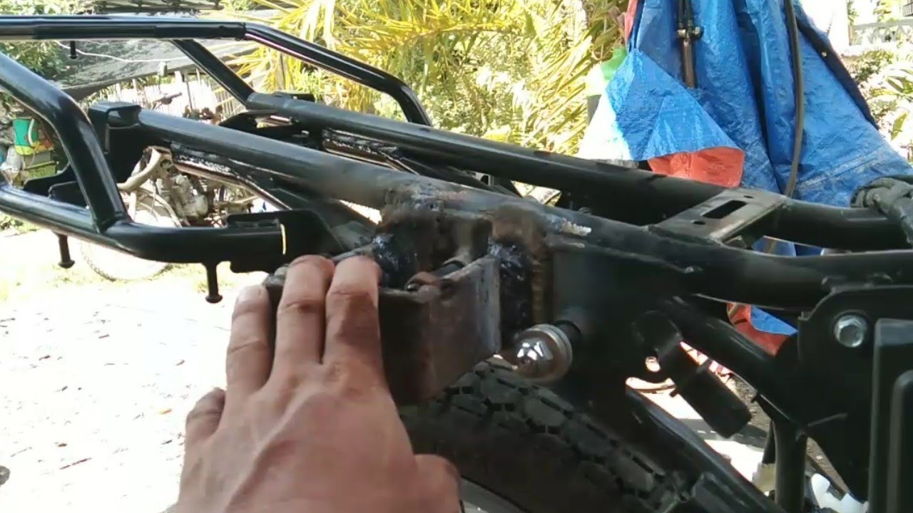 Paano maglagay ng bracket sa motor para sa side car YAMAHA YTX
