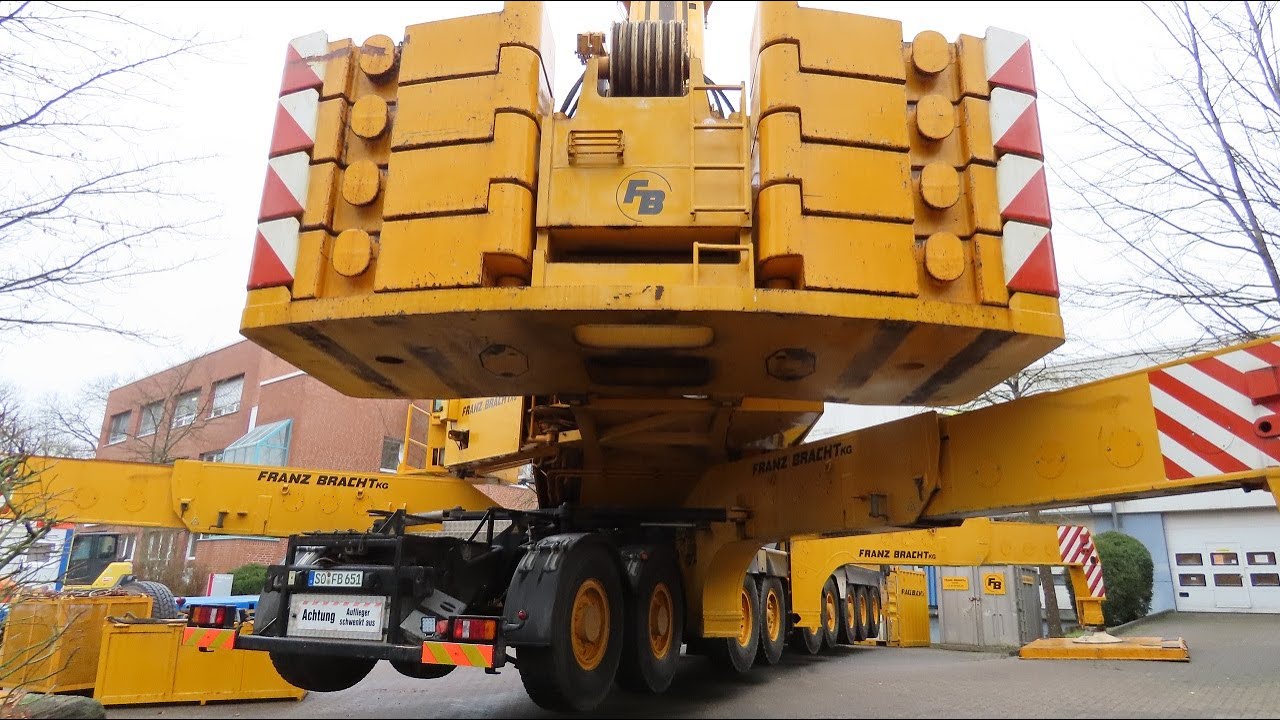 Soeren66 - DEMAG AC 650 und AC 700 von FRANZ BRACHT beim Umzug der NORDEX-Academy