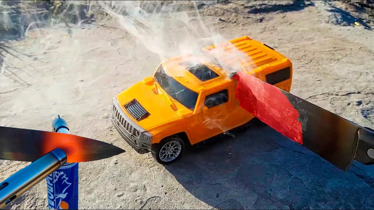 EXPERIMENT: Knife 1000 Degrees VS Toy Car